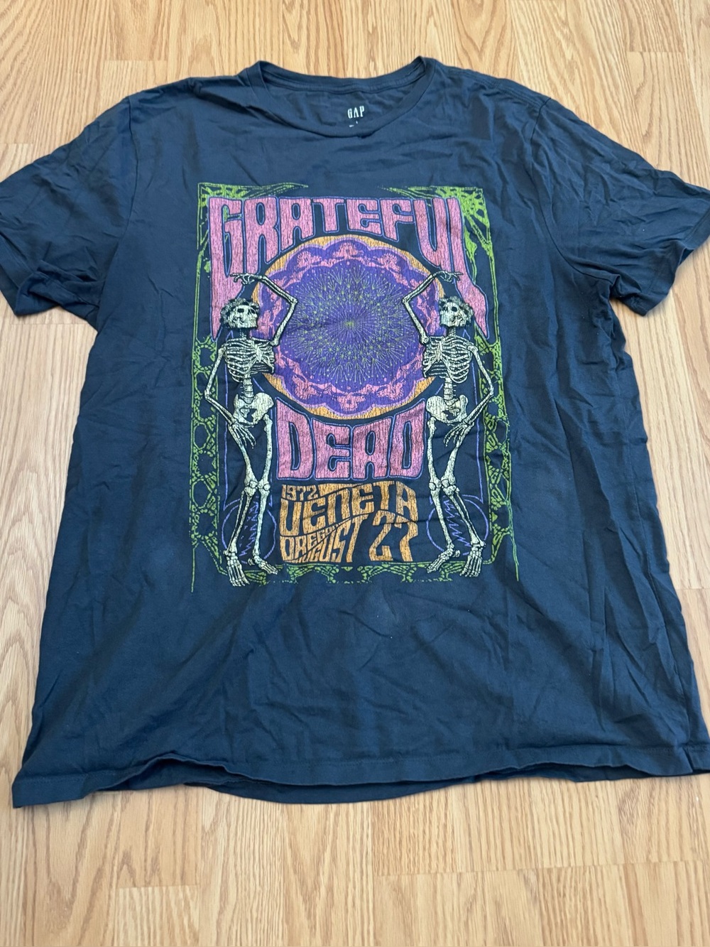 GAP Men’s Black Grateful Dead Graphic T-Shirt Large